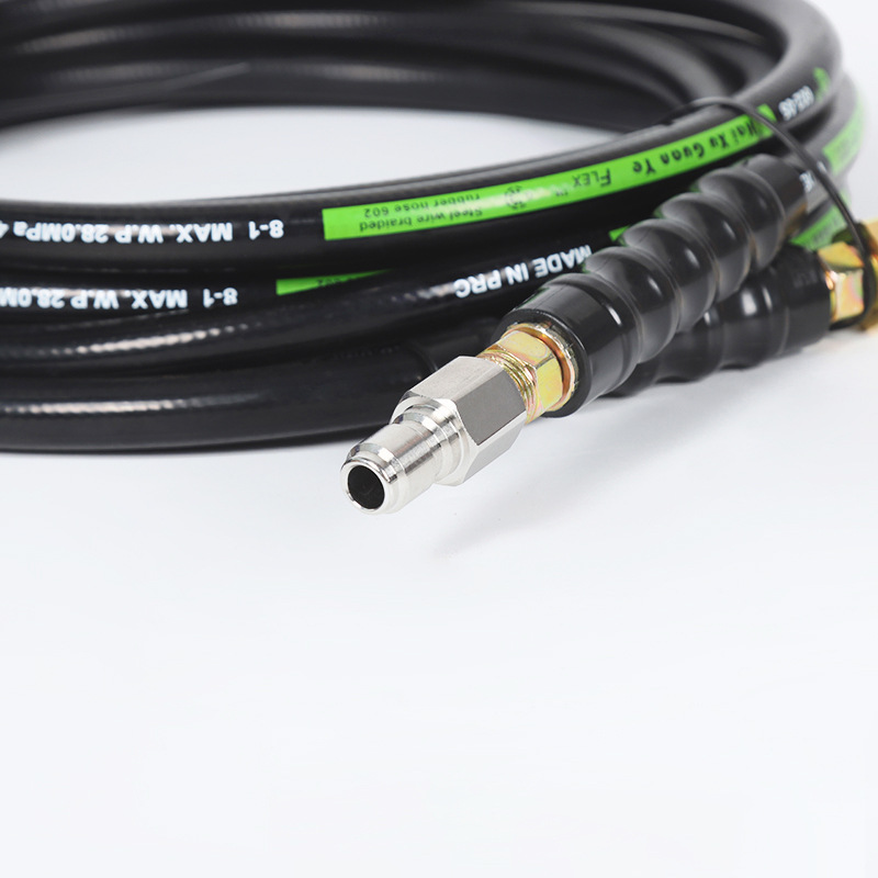 Unklogowanie rur wodociągowych w kanałach domowych