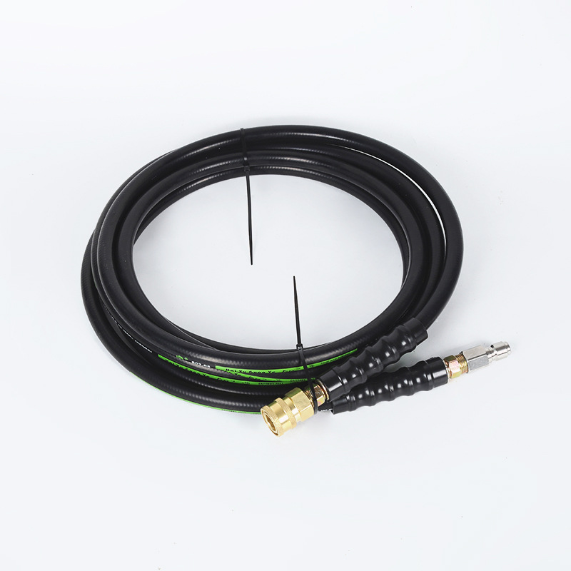 Unklogowanie rur wodociągowych w kanałach domowych